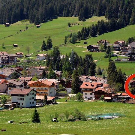 Casa Guido E Laura Apartment Pozza di Fassa Exterior foto