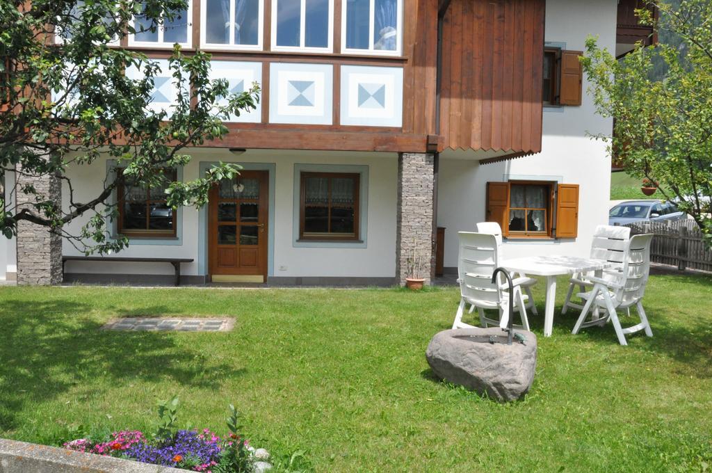 Casa Guido E Laura Apartment Pozza di Fassa Exterior foto